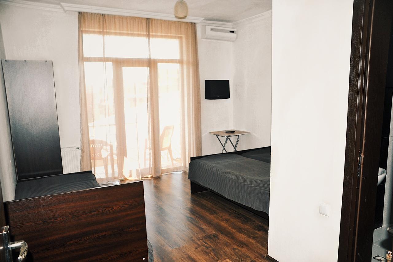 Hotel Sunny Coast Kobuleti Bagian luar foto